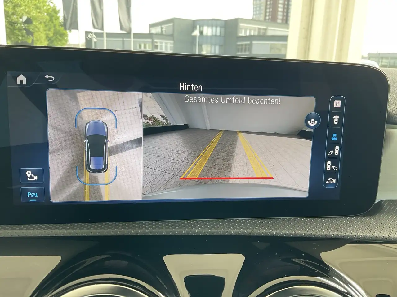 Mercedes-Benz A-Class A 180 AMG Line/Pano.-Dach/Distronic/Kamera/Navi BC, миниатюра 17