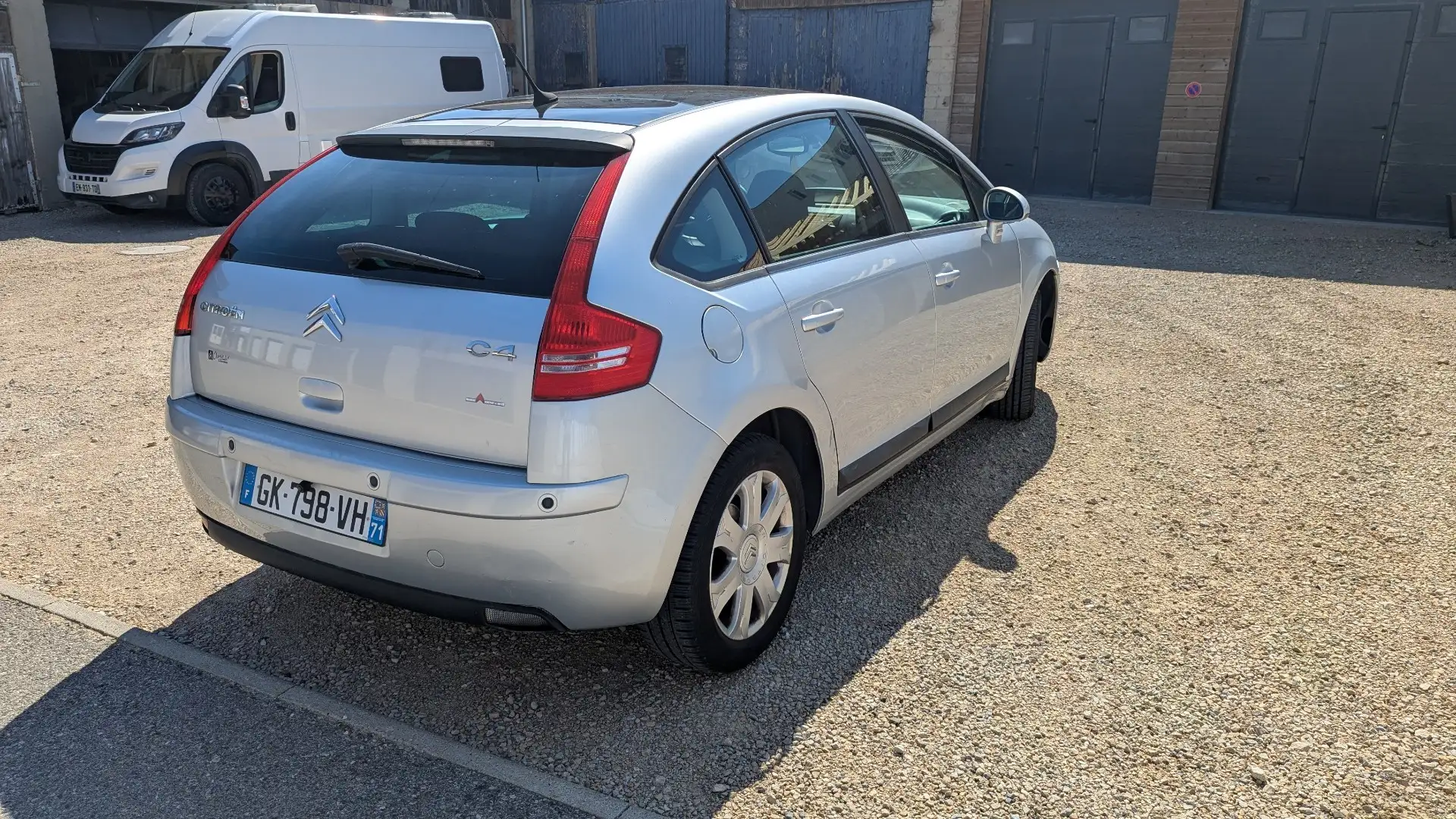 Citroen C4 HDi 90 FAP Style Argent - 2