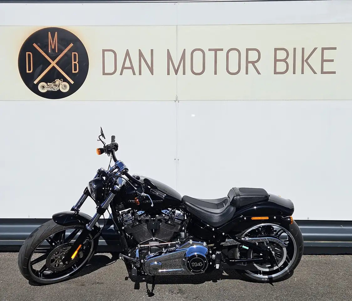Harley-Davidson Breakout
