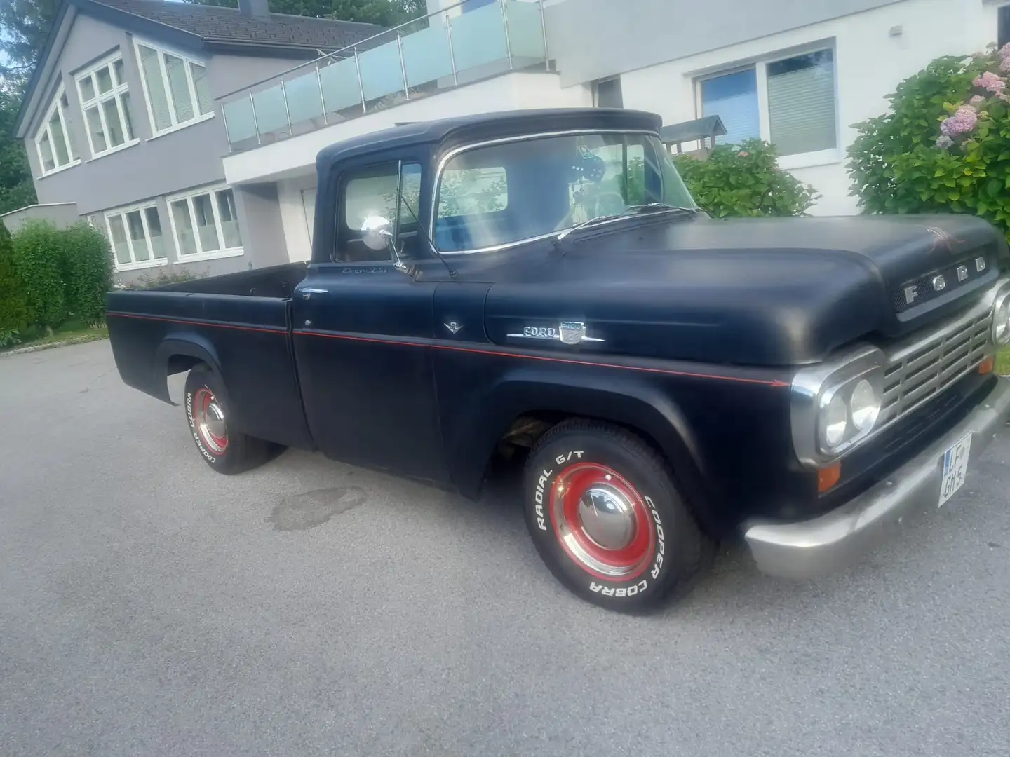 Ford F 100 Black - 1