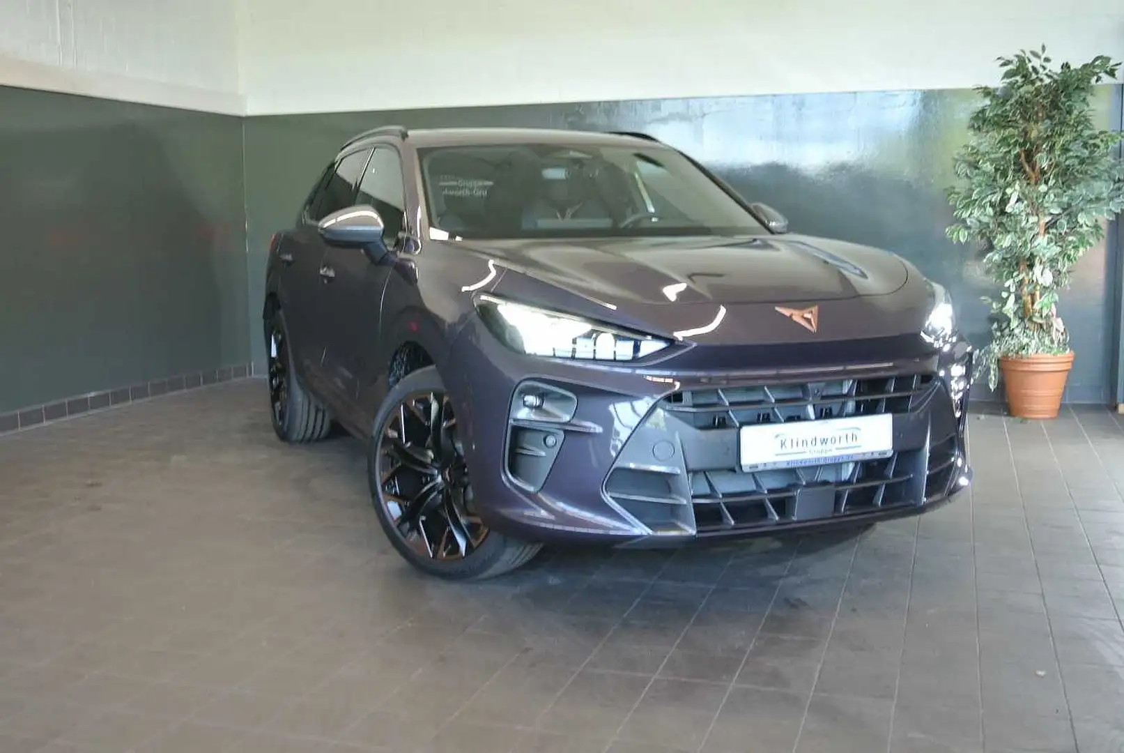 CUPRA Terramar VZ 1.5 eTSI PHEV DSG +Leder+Pano+MATRIX Violett - 2