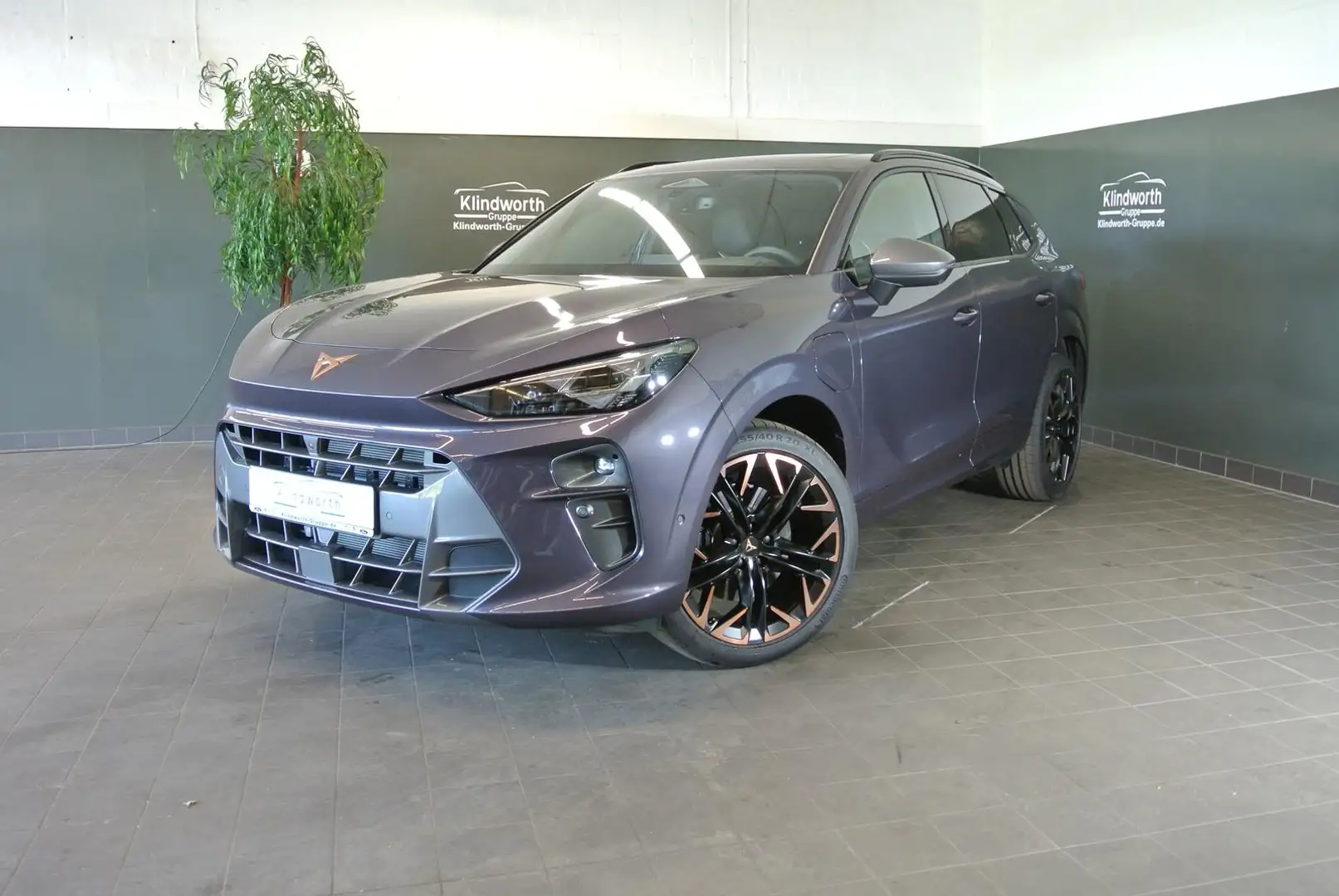 CUPRA Terramar VZ 1.5 eTSI Plug in Hybrid  +Leder+Pano Violett - 2