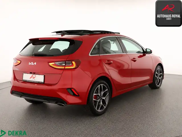 Kia Ceed view 5