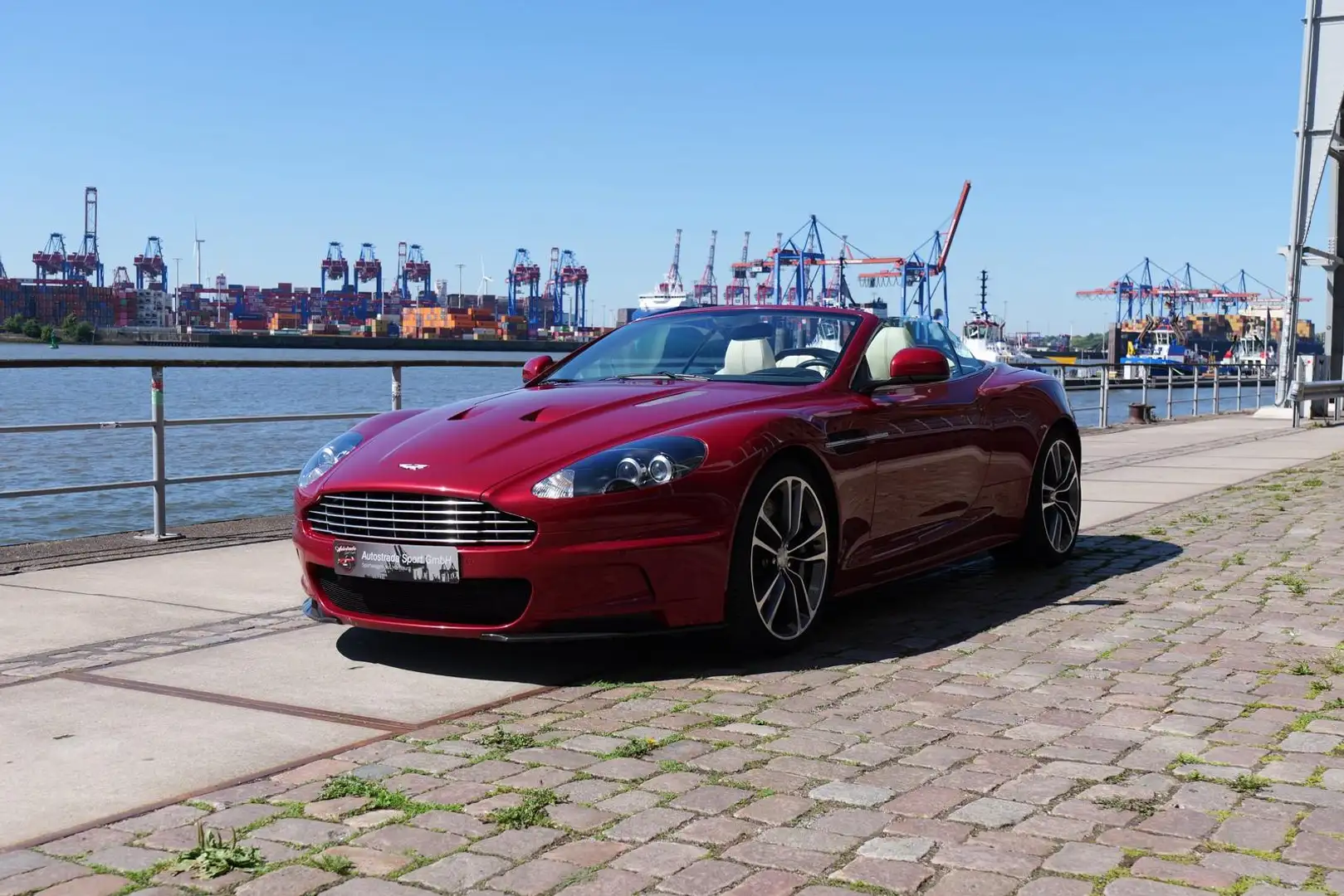 Aston Martin DBS Erstklassiger Zustand, Traumwagen der Extraklasse! Rot - 2
