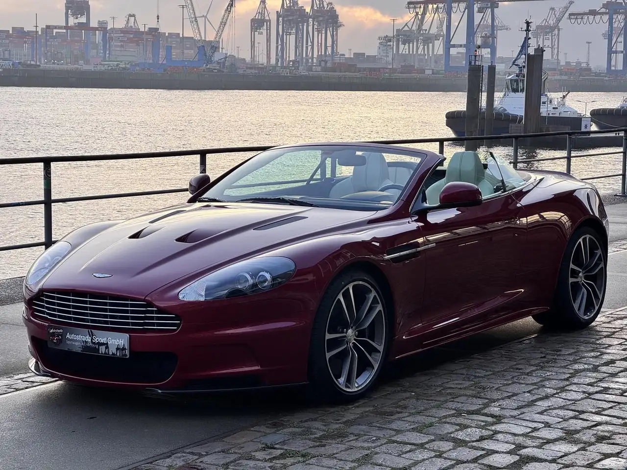 Aston Martin DBS
