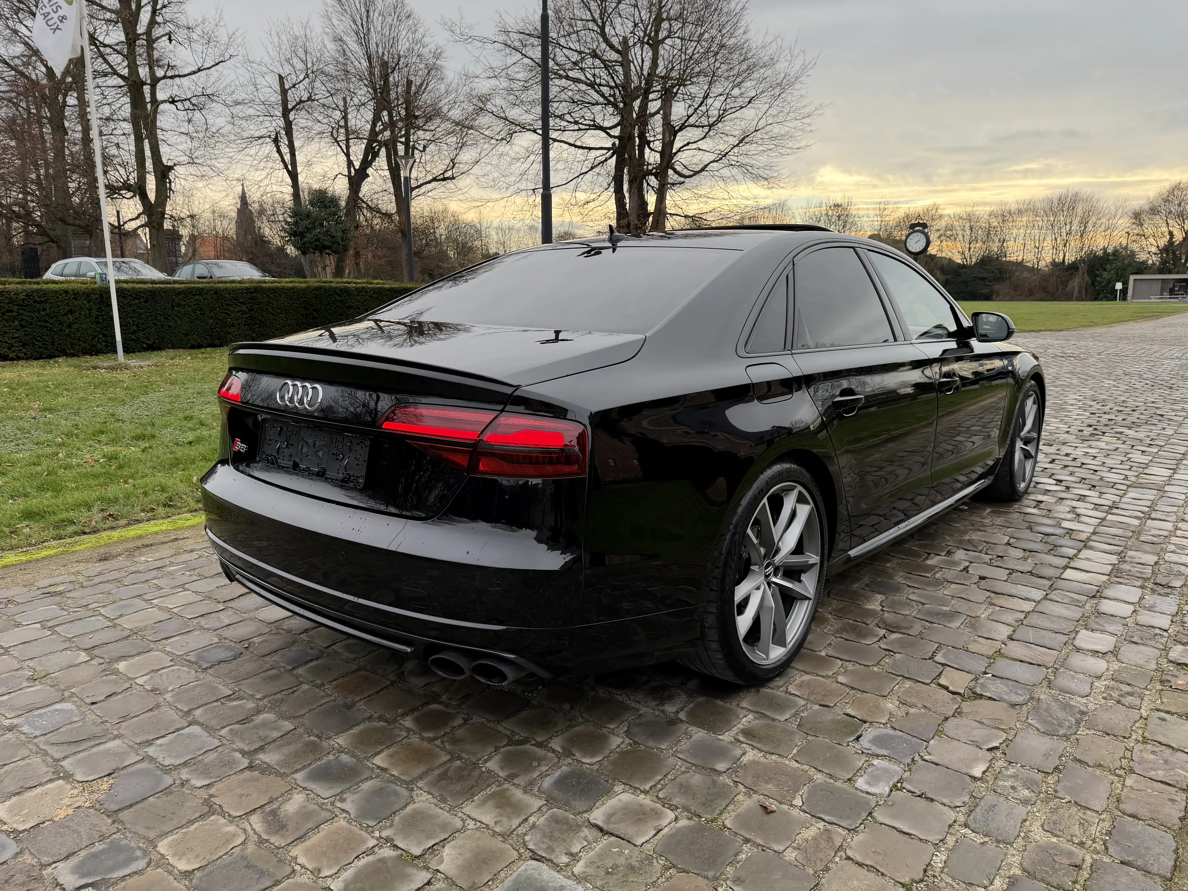 Audi S8 + plus | 605pk | Ceramic | Carbon | Pano | Matrix — photo 6