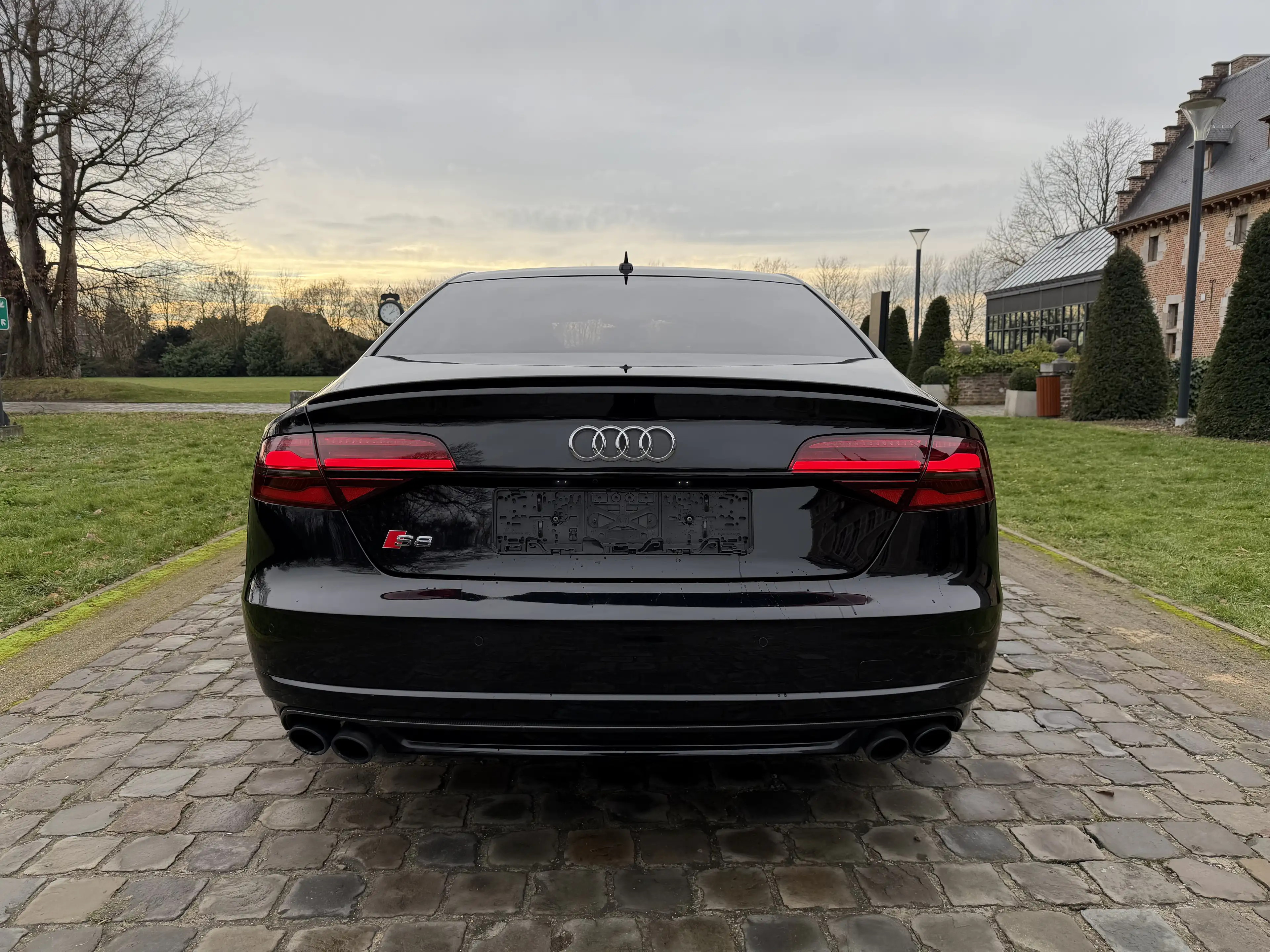 Audi S8 + plus | 605pk | Ceramic | Carbon | Pano | Matrix — photo 5