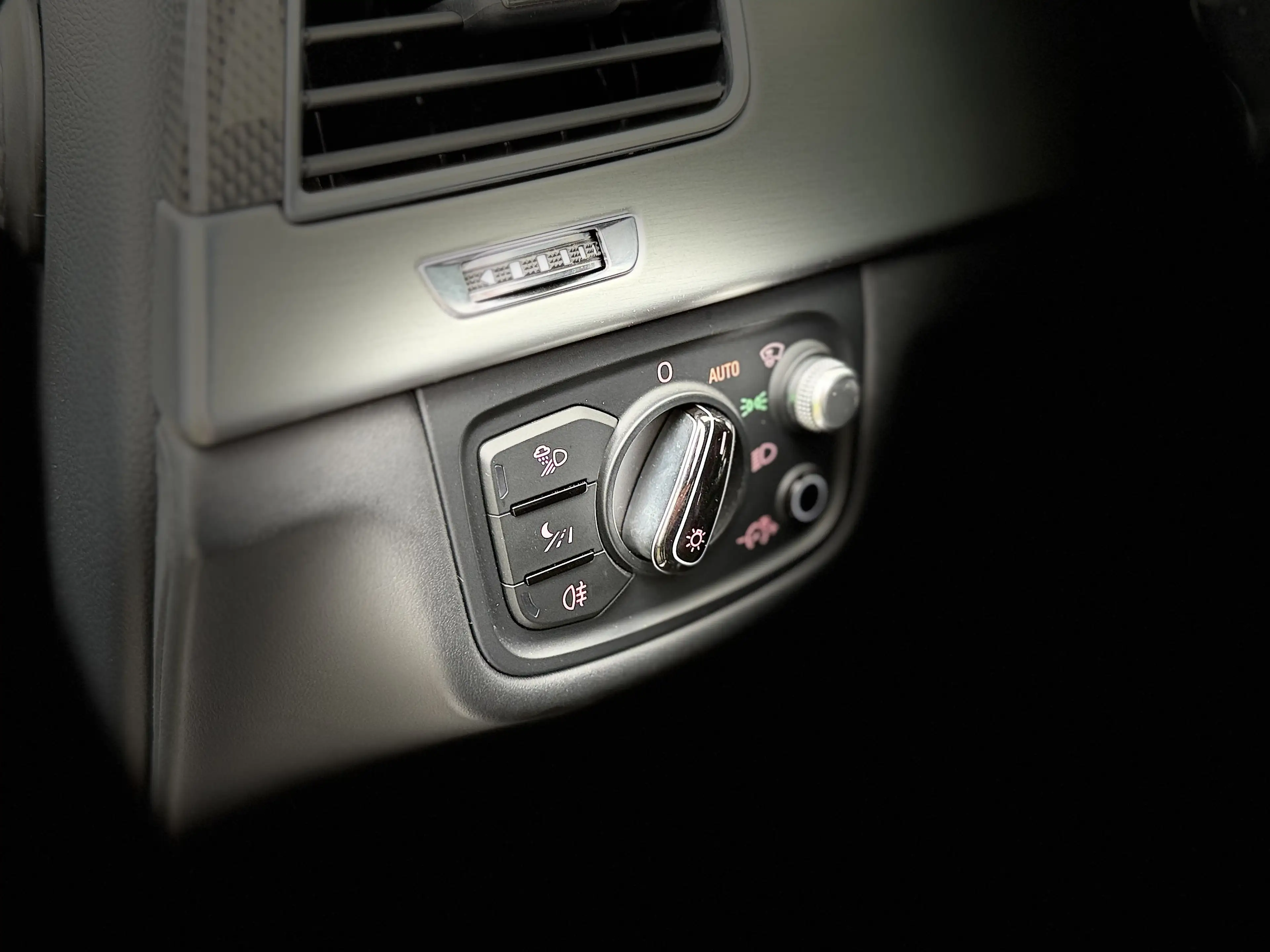 Audi S8 + plus | 605pk | Ceramic | Carbon | Pano | Matrix — photo 15