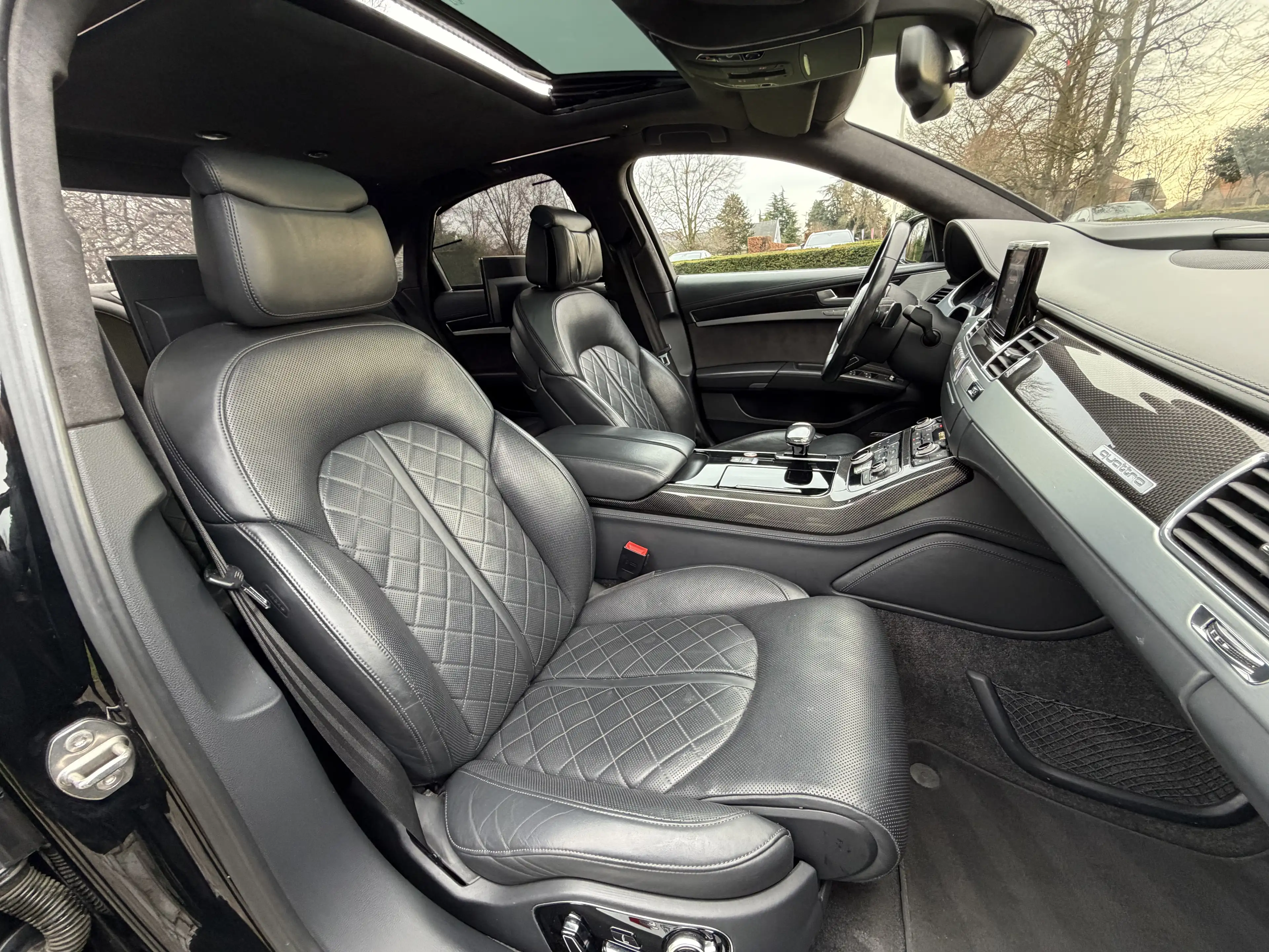 Audi S8 + plus | 605pk | Ceramic | Carbon | Pano | Matrix — photo 8