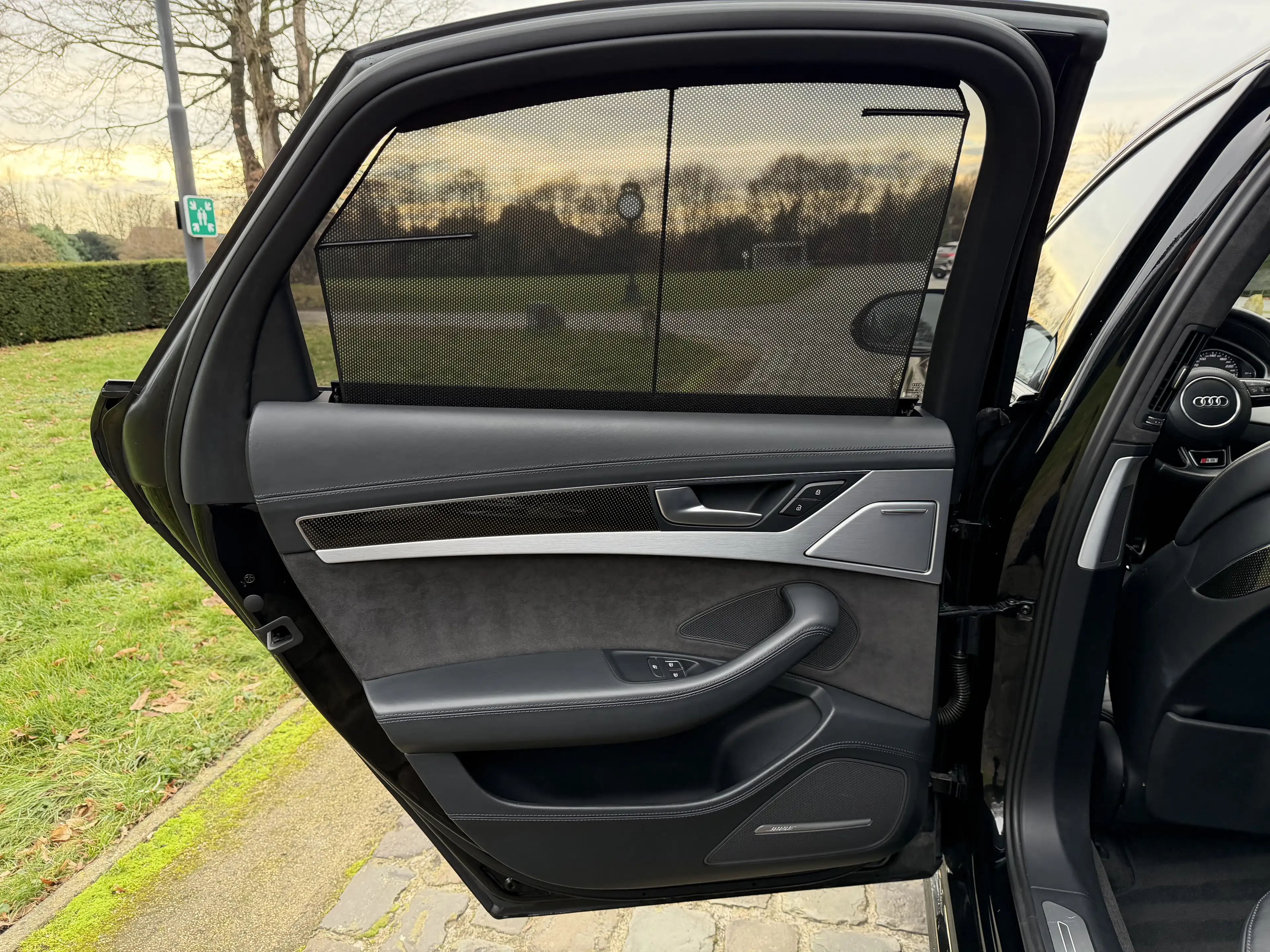 Audi S8 + plus | 605pk | Ceramic | Carbon | Pano | Matrix — photo 13