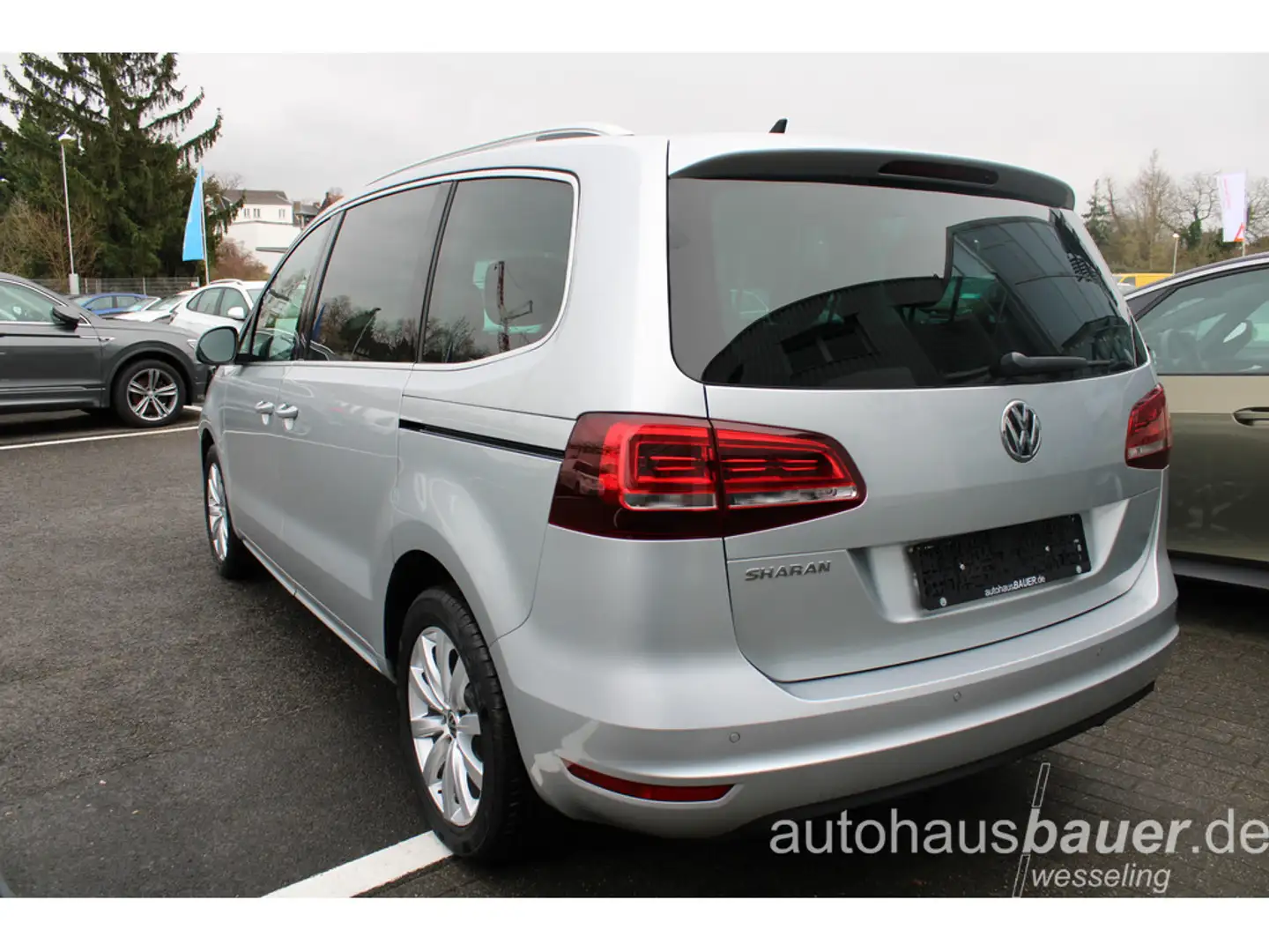 Volkswagen Sharan 2.0 TDI Highline *XENON, LED, ACC, 3-Zonen-Klima,  Silver - 2