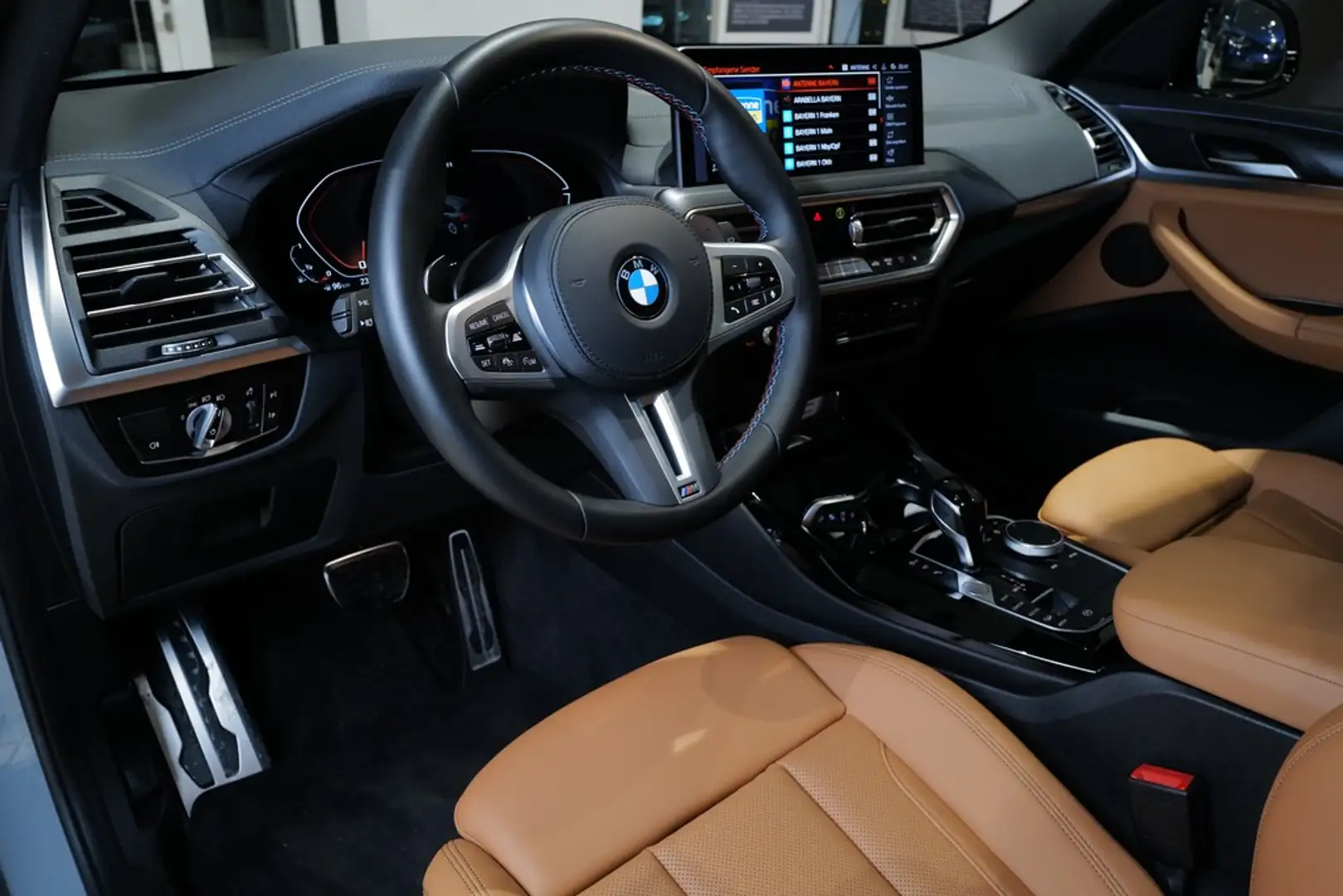 BMW X3 M 40 i Shadow AHK Memory 360° ACC Grey - 2