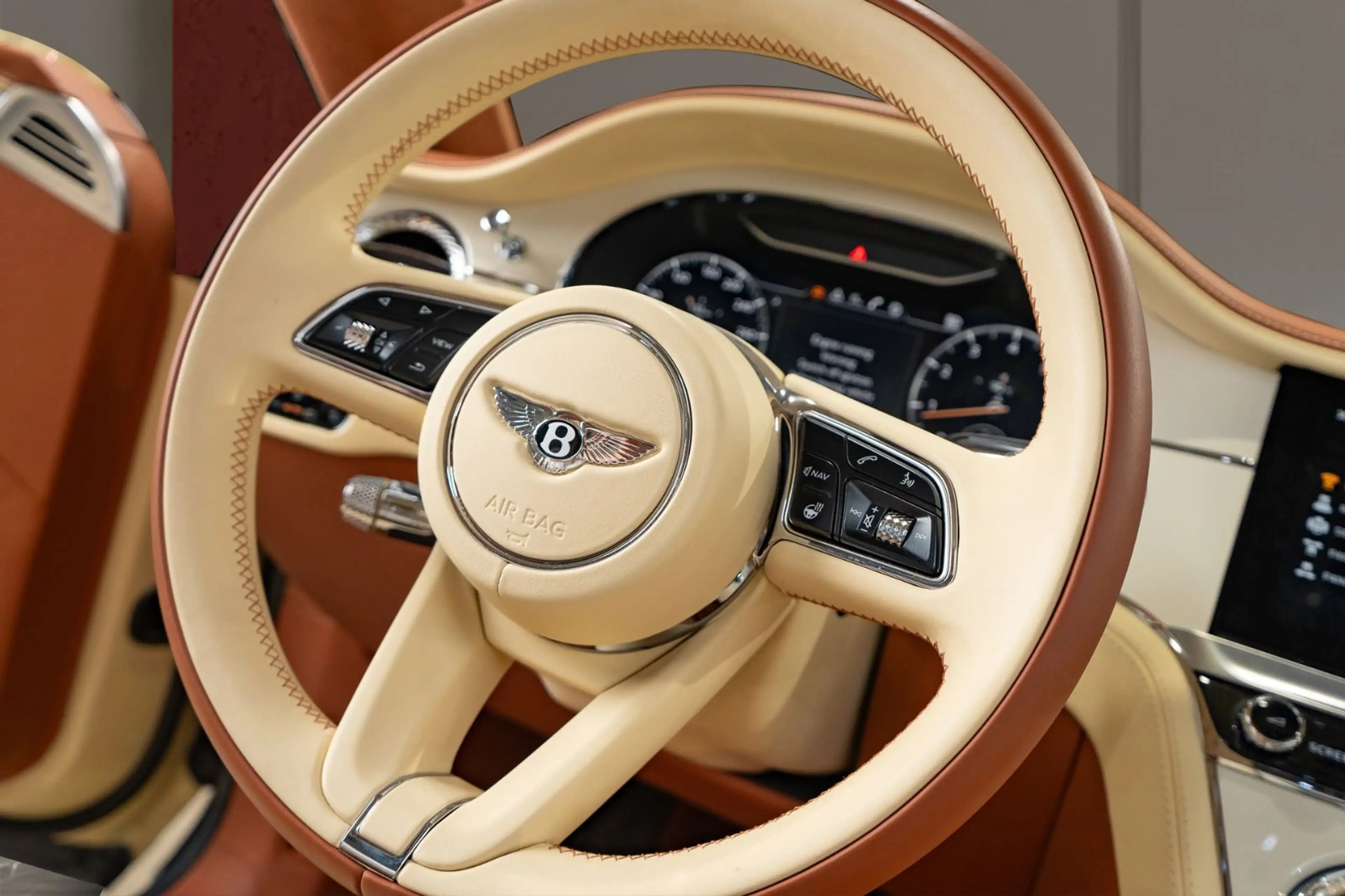 Bentley Continental GT Azure°B&O°NIGHT°MASS°360°ACC°PANO — photo 7