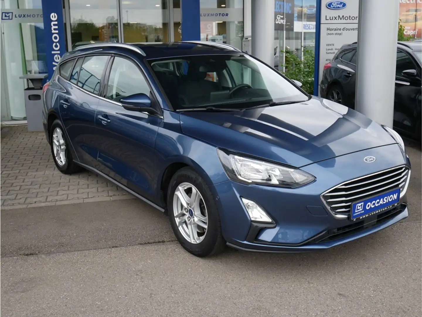 Ford Focus Connected 1.0 EcoBoost 125ch M6 GAR 03/2027 Bleu - 1