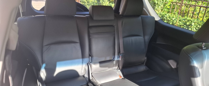 Toyota Land Cruiser 2.8 D-4D EXECUTIVE AUTOMATIK NAVI LEDER AHK 1.HAND! *TRAUMHAFT!* — photo 15