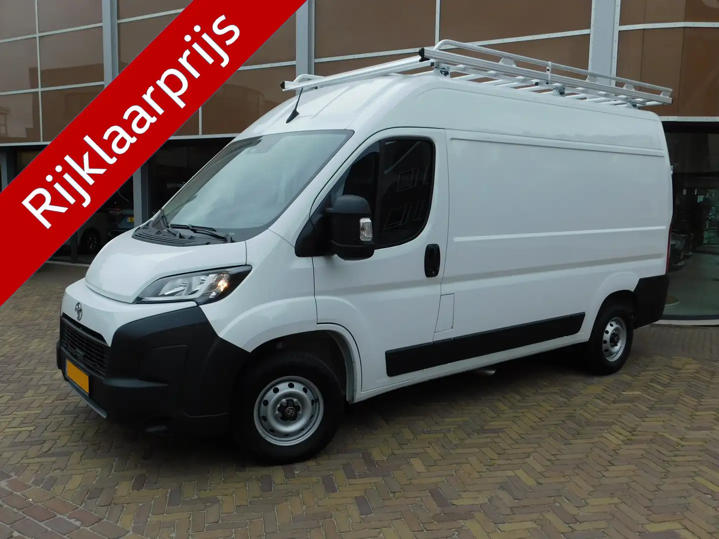 Toyota Proace Max 2.2 D-4D L2H2 3.5t 140PK Weiß - 1