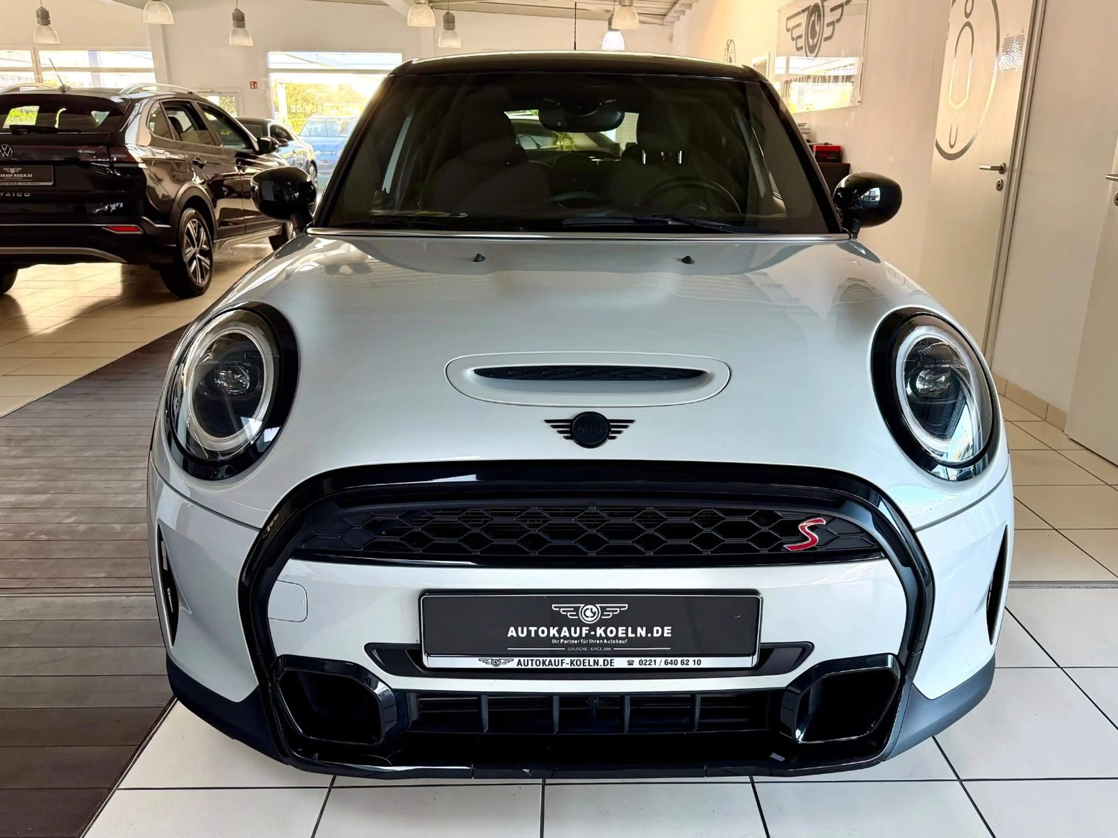 MINI Cooper S Mini Classic Trim/Automatik/Klima/1.Han — photo 2
