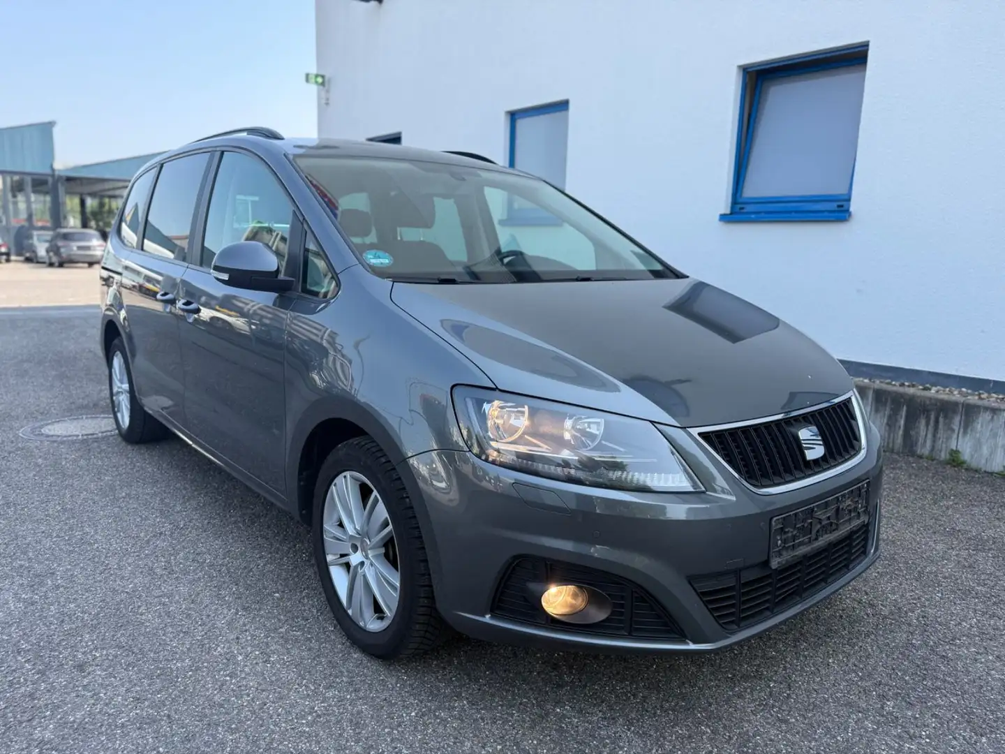 SEAT Alhambra 2.0 TDI*7-SITZ*NAVI*KLIMAAUT.*CAM Gris - 2