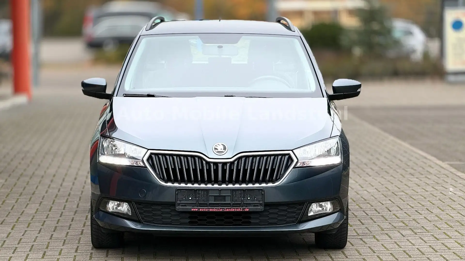 Skoda Fabia FABIA*AMBITION*SIZHZ*KLIMA*PDC*KAMERA*CARPLAY*LM Gris - 2