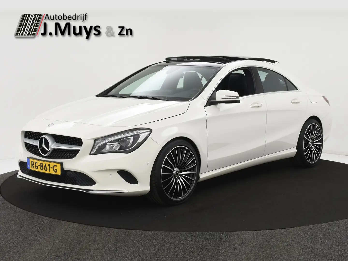 Mercedes-Benz CLA 180 Ambition PANODAK|19INCH|STOELVERW|LED|NAVI|CRUISE| Blanc - 1