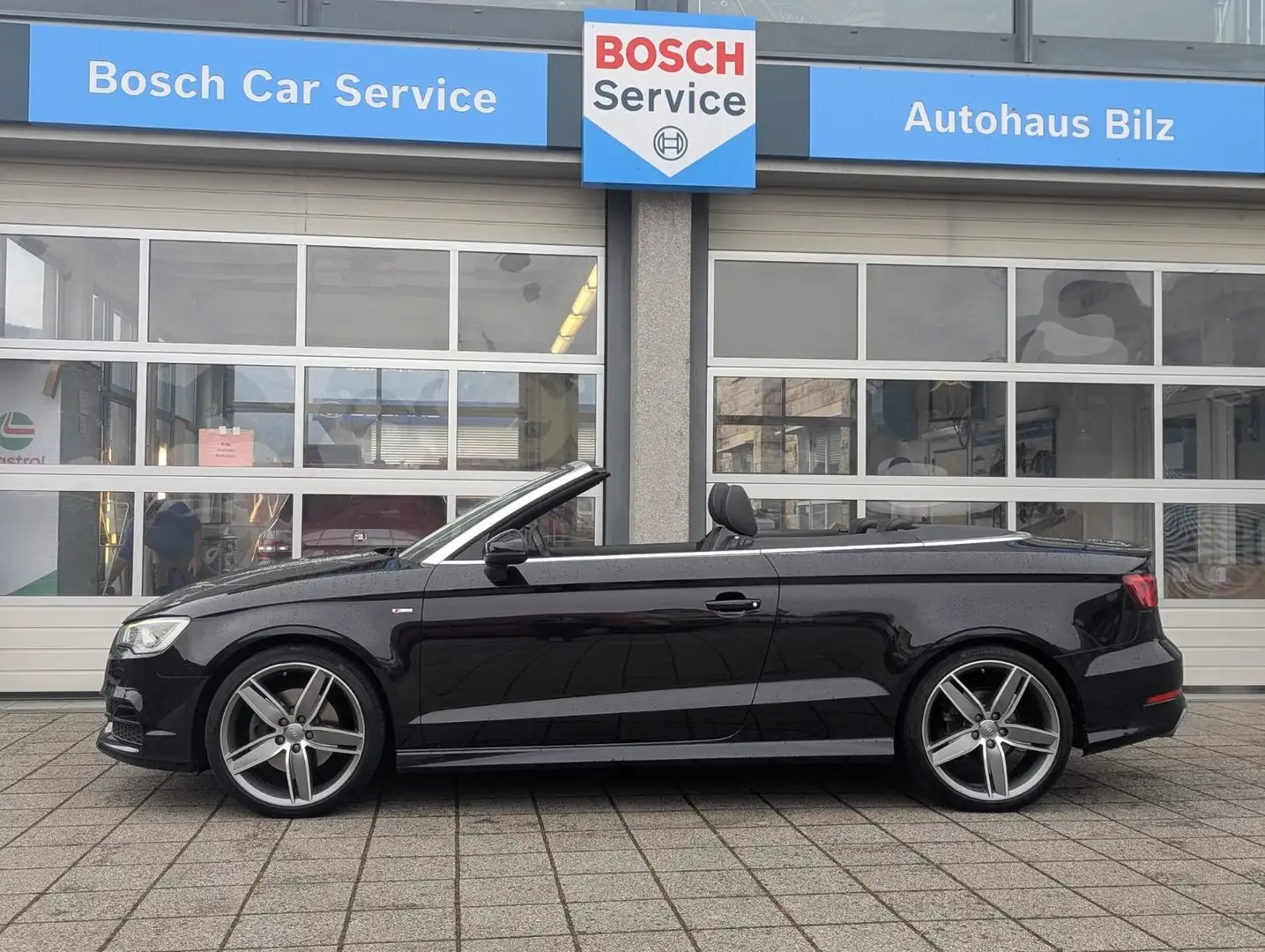 Audi A3 Cabriolet quattro S line*Kamera*AHK*Navi* Schwarz - 2