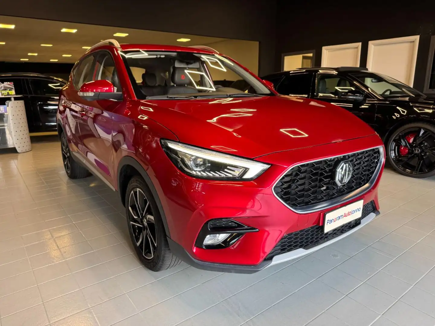 MG ZS 1.5 VTi-tech Luxury Rouge - 1