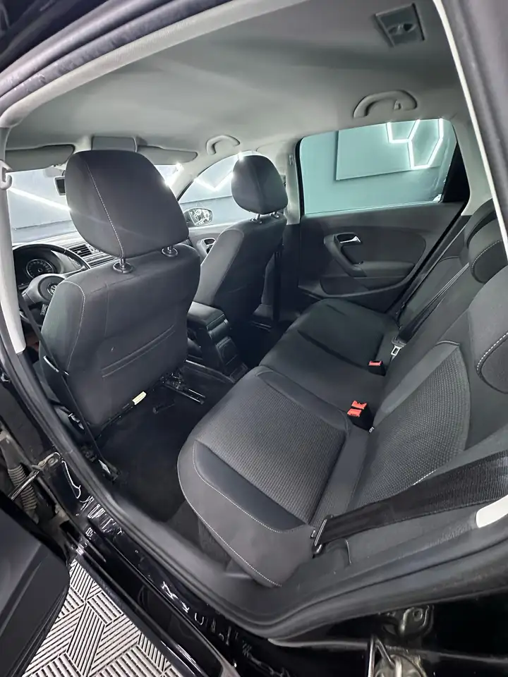 Volkswagen Polo Cross — photo 13