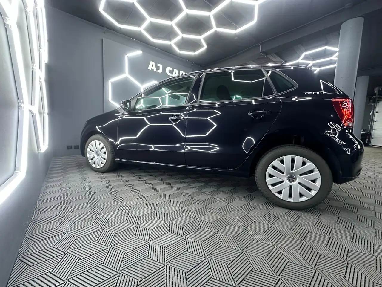 Volkswagen Polo Cross — photo 11