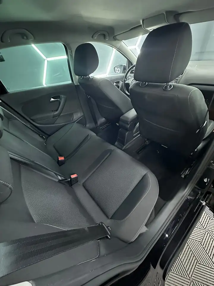 Volkswagen Polo Cross — photo 19