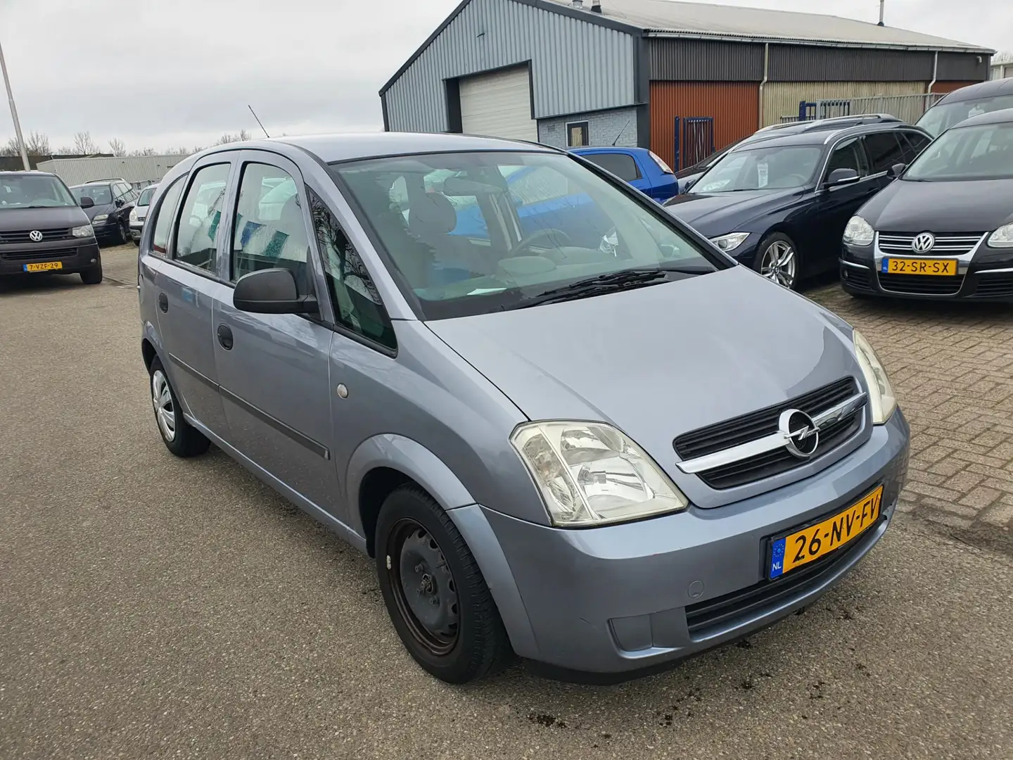 Opel Meriva 1.6 Essentia Bj:2004 NAP! Grijs - 2