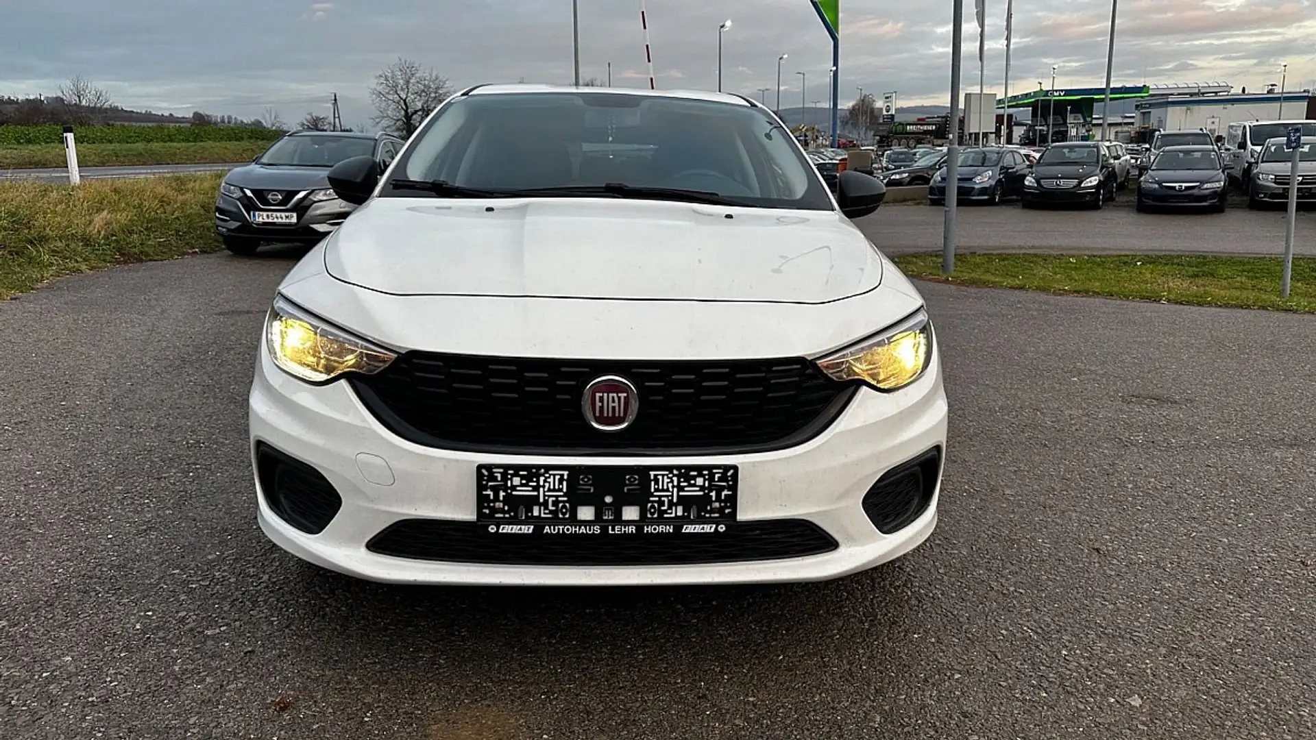 Fiat Tipo 1,4 16V 95 Street Weiß - 1