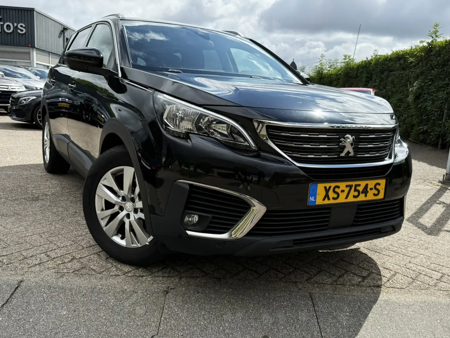Peugeot 5008 1.2 PURE TECHT EXECUTIVE NAVI/CAMERA/CLIMATE/LMV/T Zwart - 2