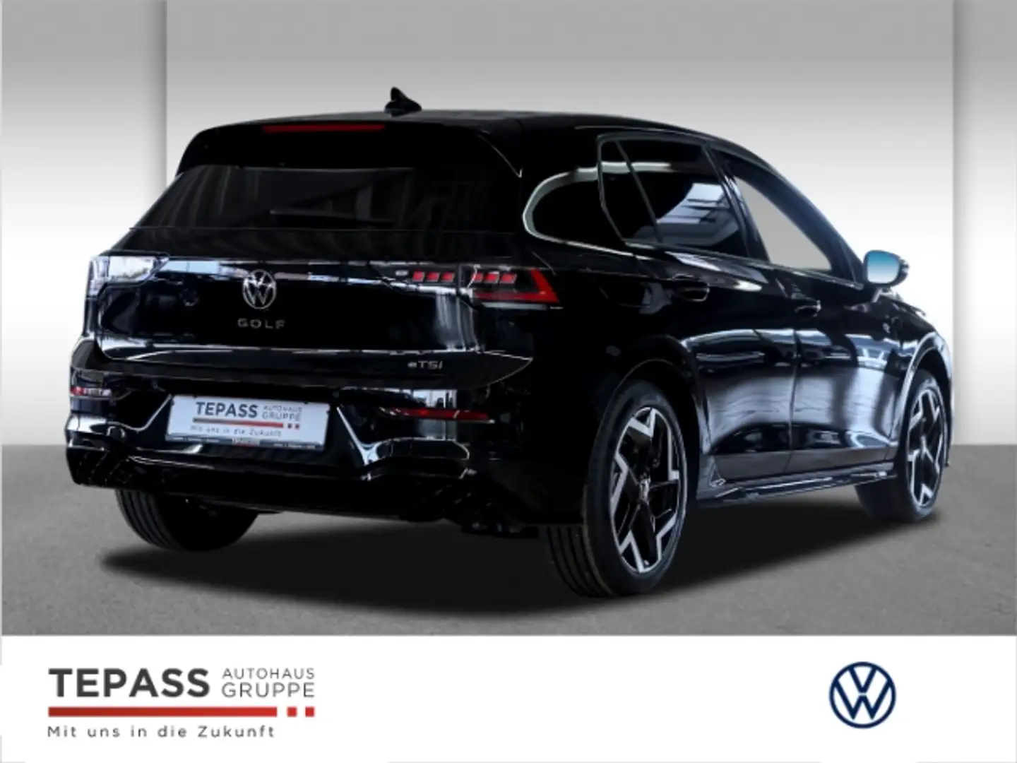 Volkswagen Golf 1.5 eTSI R-Line NAVI LANE IQ Nero - 2