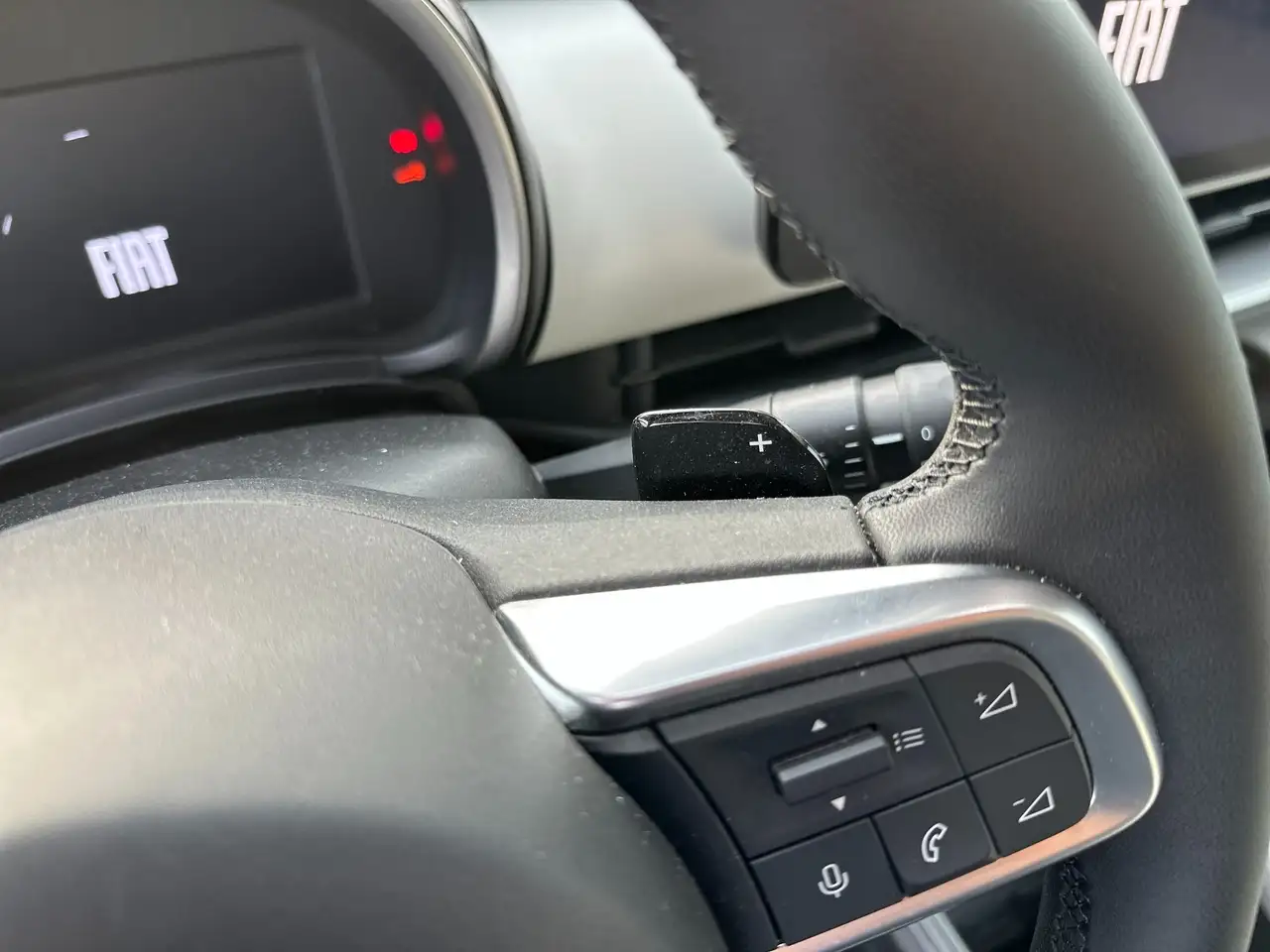 Fiat 600 1.2 Hybrid La Prima II 11