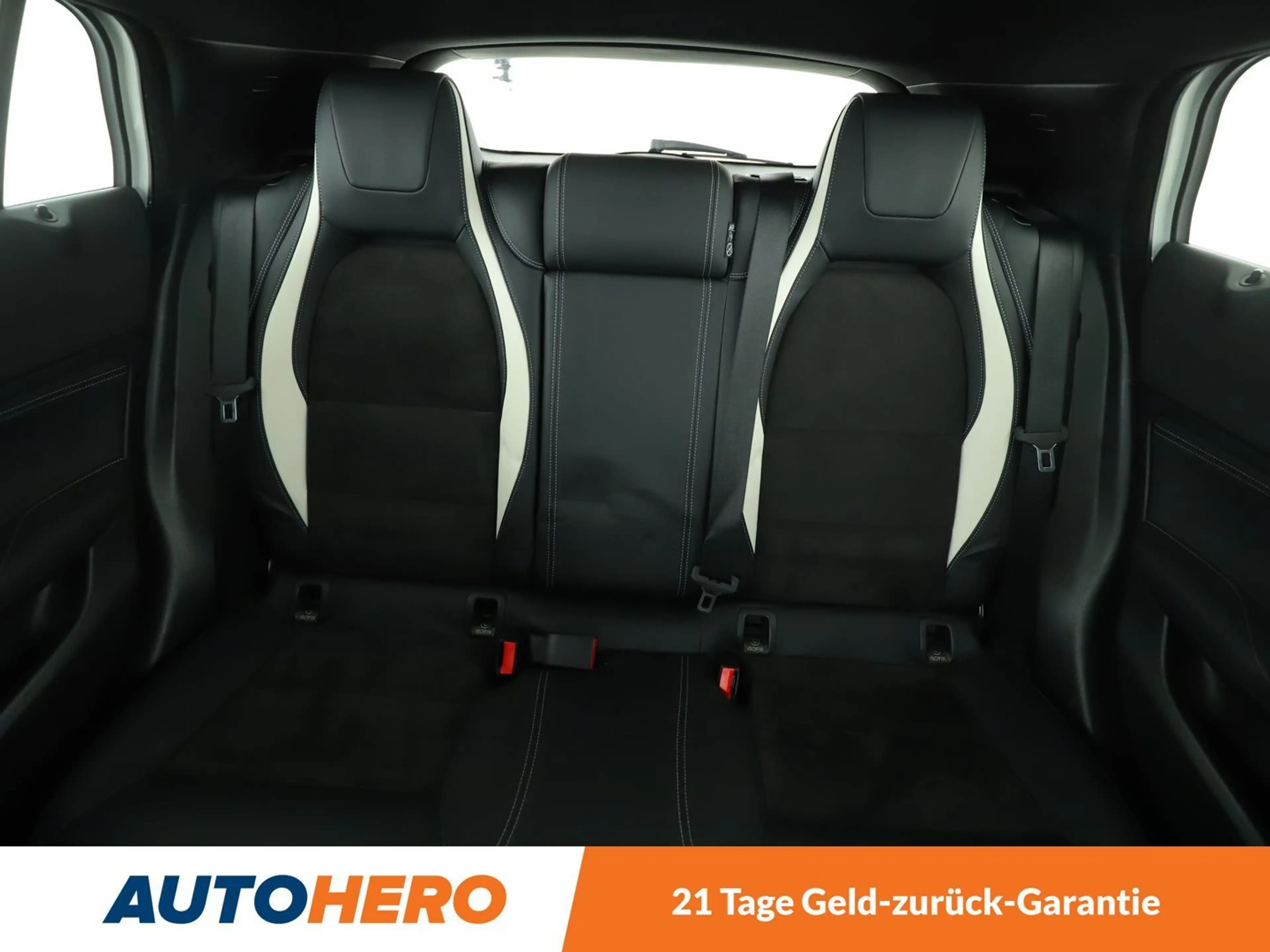 Infiniti Q30 2.0 Turbo Sport AWD Aut.*NAVI*PDC*SHZ*ALU* — photo 15