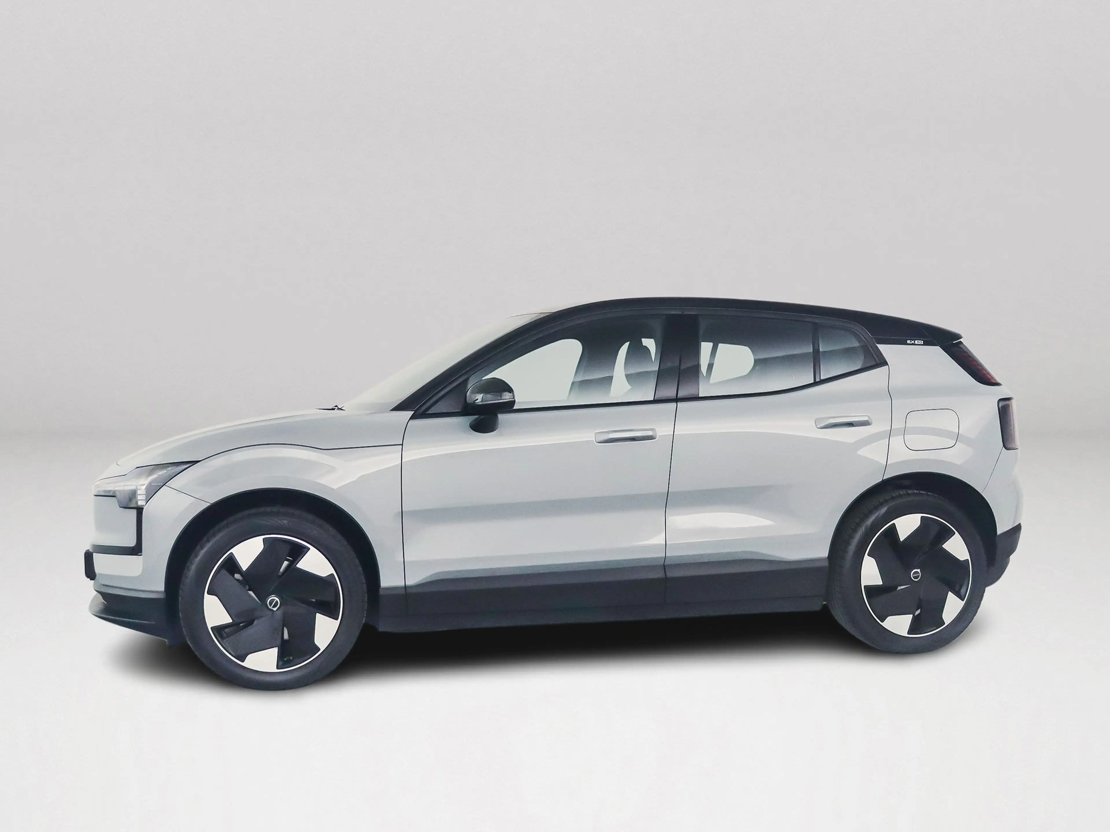 Volvo EX30 Single Motor Extended Range Plus 69 kWh | Parkeerc — photo 4