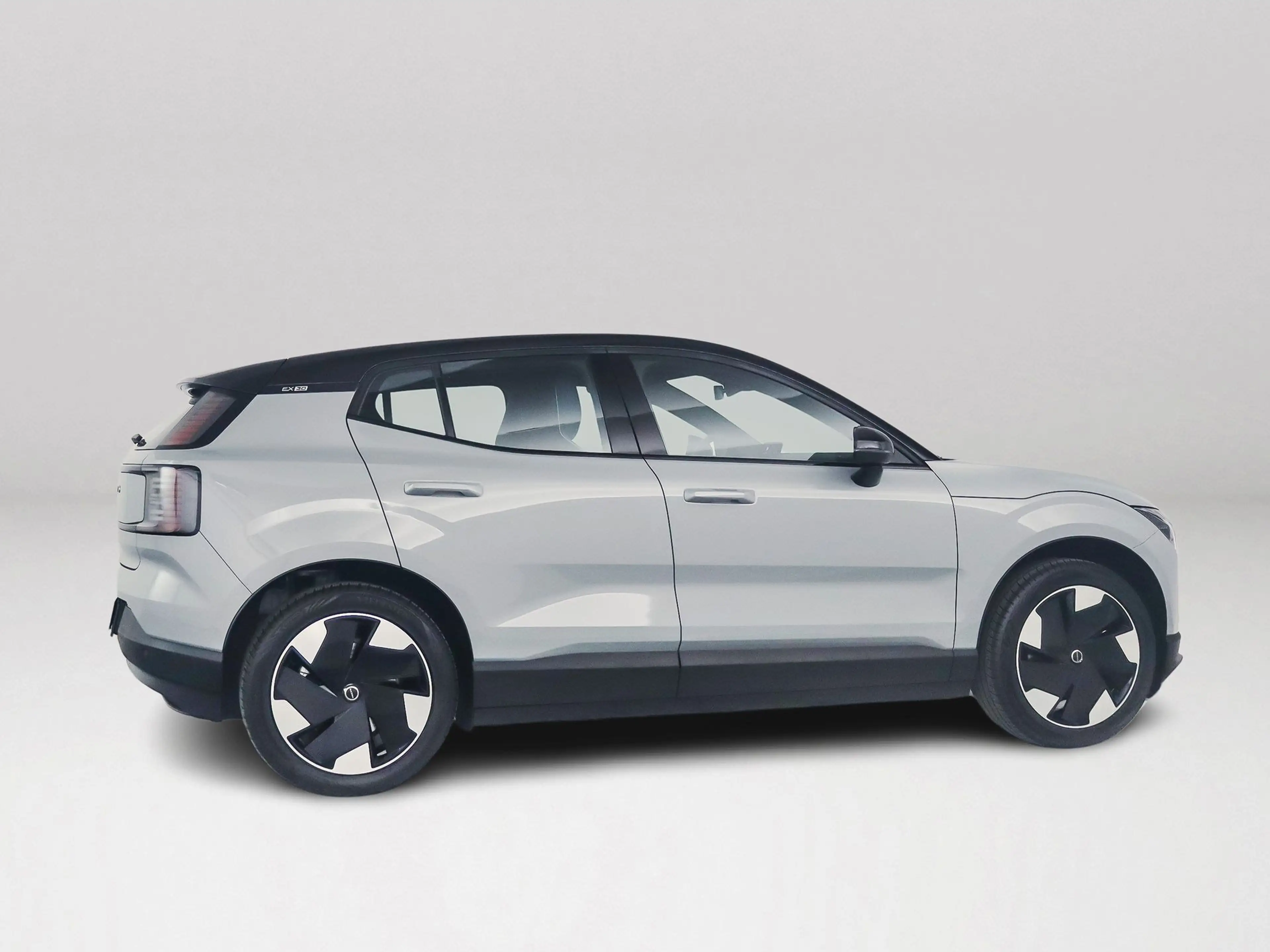 Volvo EX30 Single Motor Extended Range Plus 69 kWh | Parkeerc — photo 5