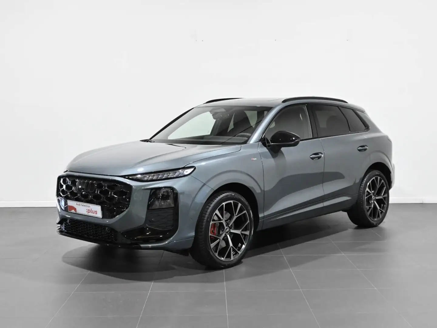 Audi Q3 2.0 TDI Black line S tronic 110kW Verde - 1