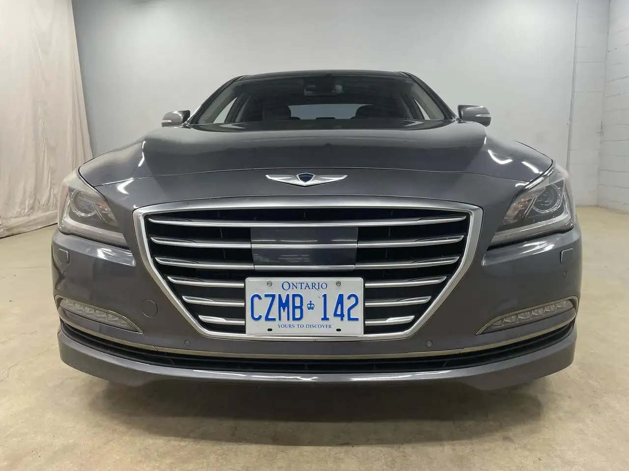 Hyundai Genesis photo Hyundai Genesis