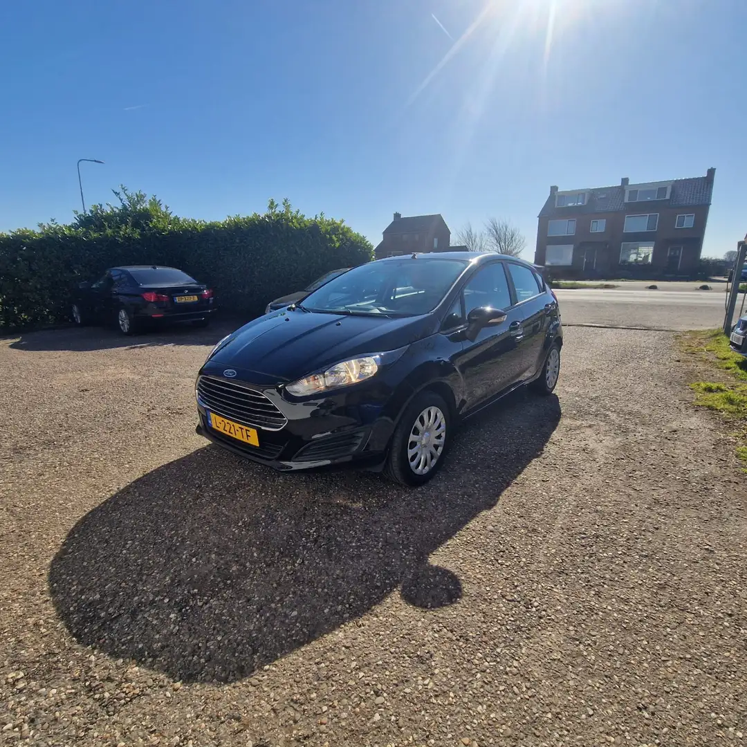 Ford Fiesta 1.25 Ghia Zwart - 2