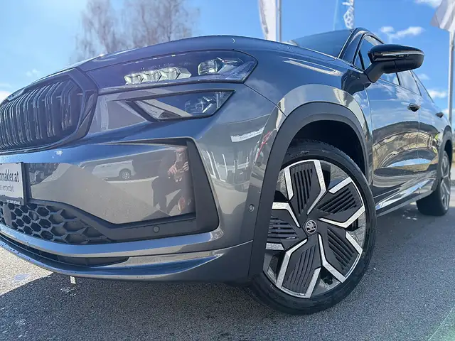 Skoda Kodiaq 1,5 TSI mHEV ACT Sportline DSG *PANO*VIRTUAL*HE... Ansicht 4