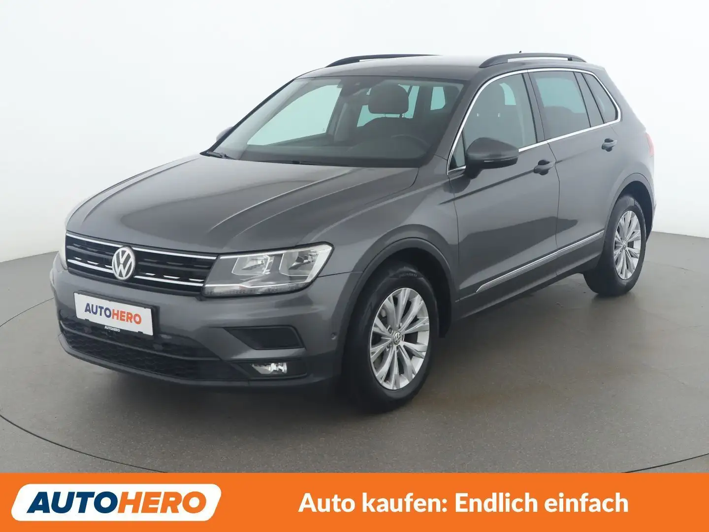 Volkswagen Tiguan 1.6 TDI Comfortline BlueMotion Tech Grau - 1