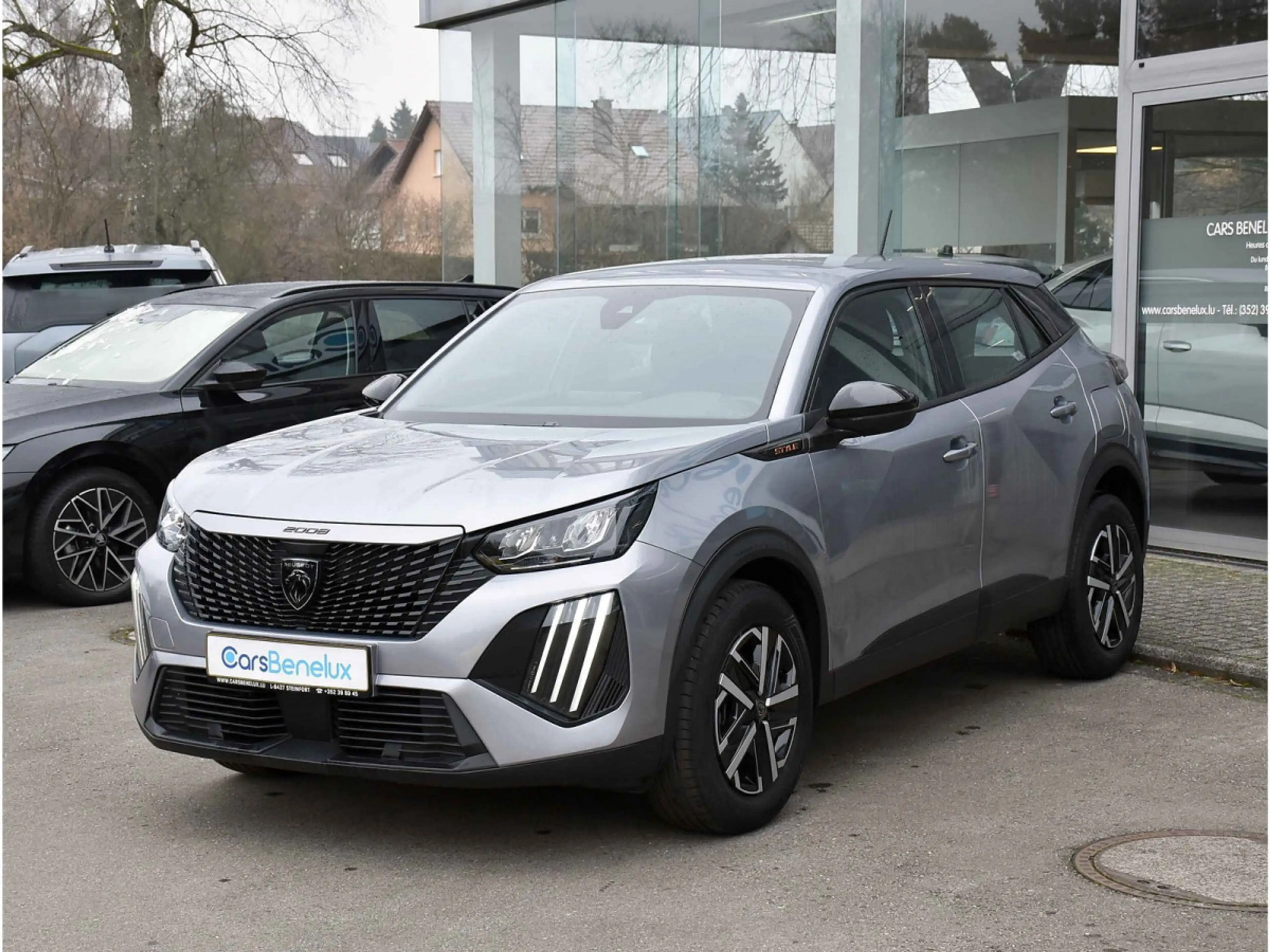 Peugeot 2008 1.2 Style REGUL SMARTPHONE LANE PDC 1° M. — photo 2