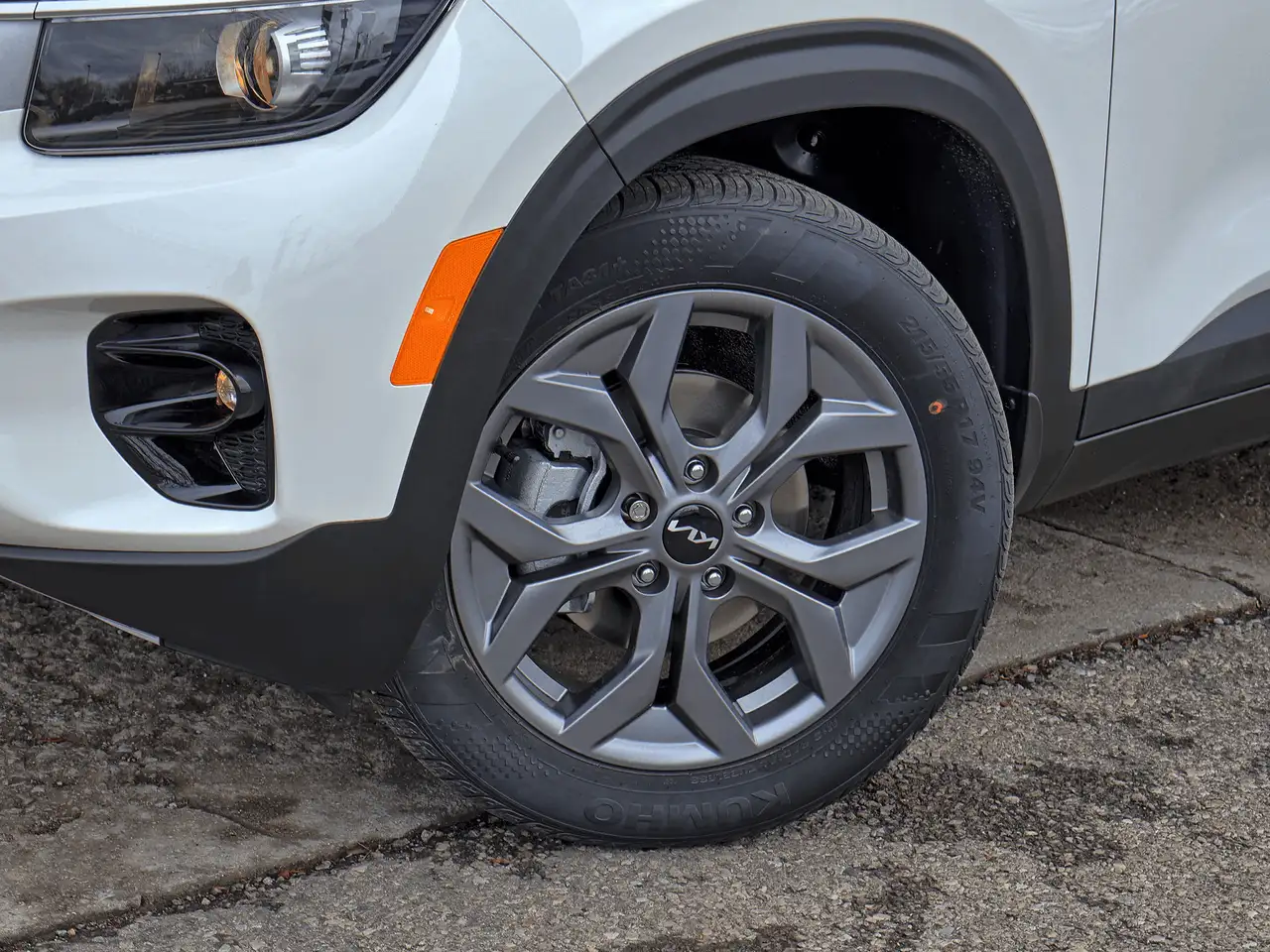 Kia Seltos снимка Kia Seltos