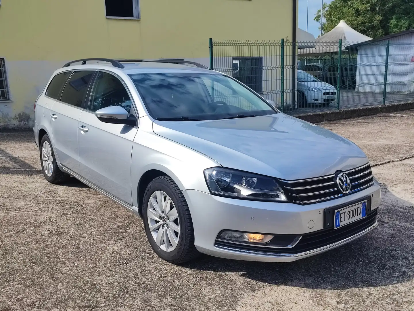 Volkswagen Passat Variant 1.6 TDI CV 105  Cronologia tagliandi Volkswagen Argento - 1