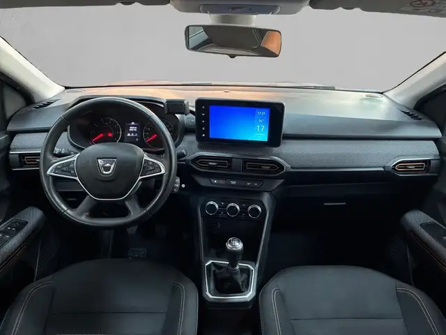 Dacia Sandero view 13
