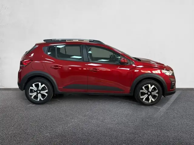 Dacia Sandero view 5