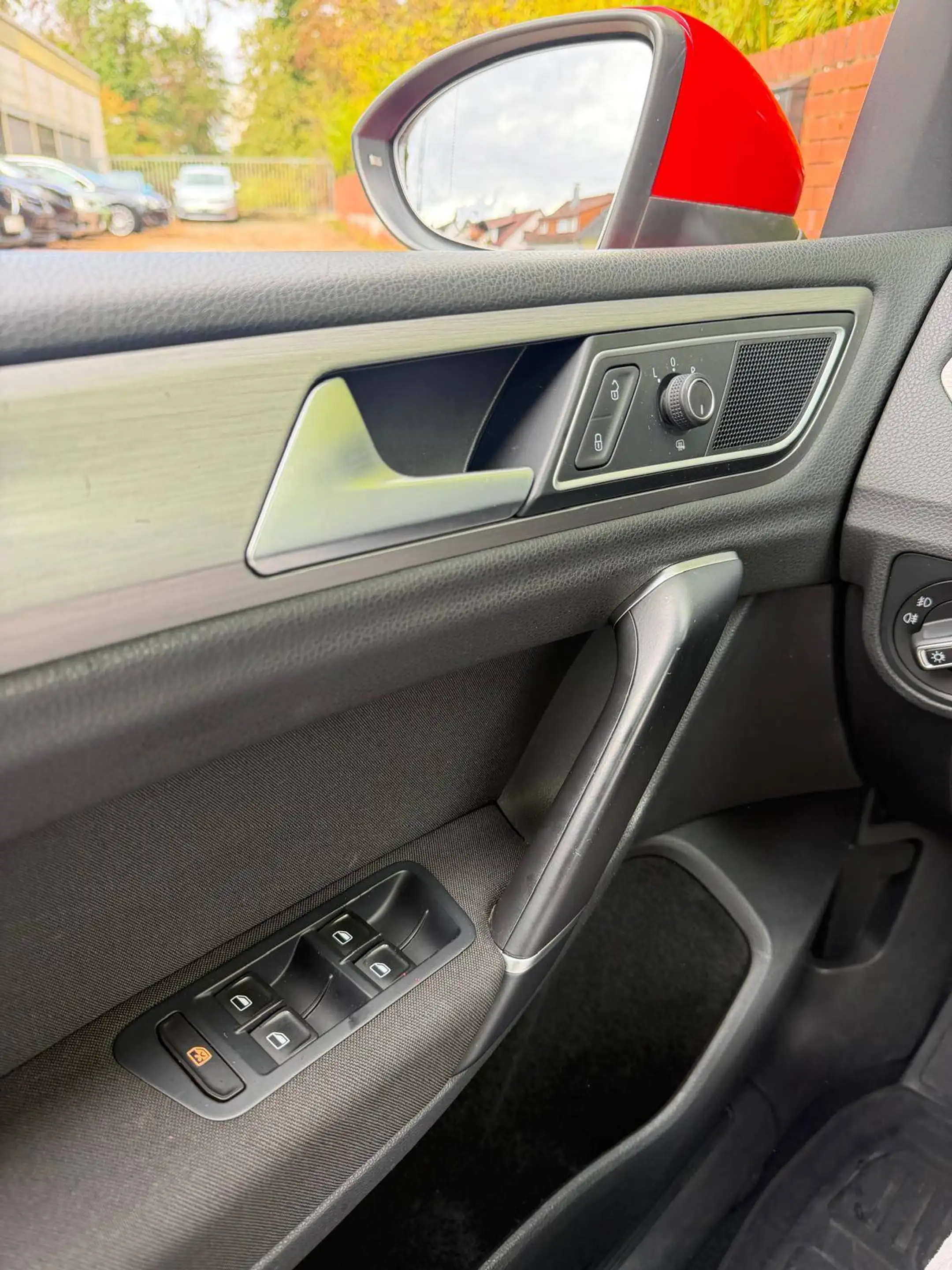 Volkswagen Golf Sportsvan Comfortline // 2-Hand // Automatik // Panorama // Schiebedach // Anhängerkupplung // — photo 15
