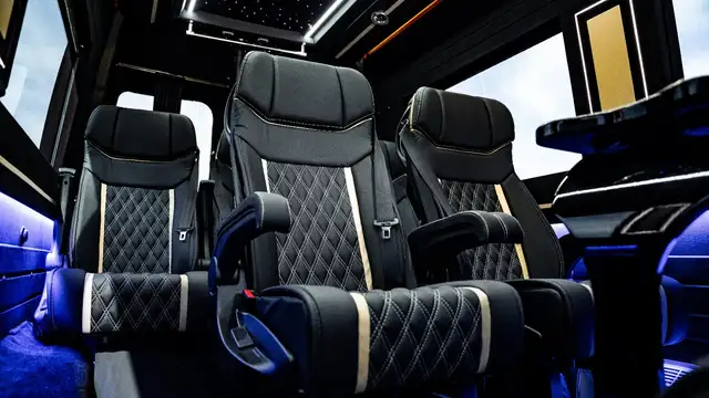 Mercedes-Benz Sprinter 319 CDI V6 3.0 VIP Tourismus 8+1 L2H2