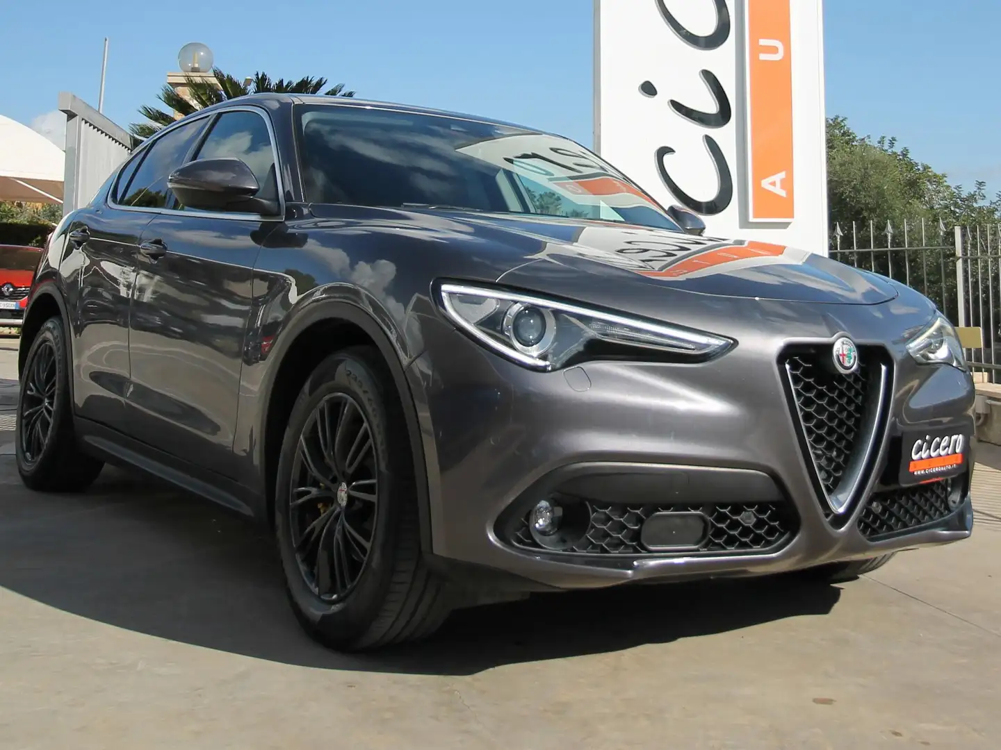 Alfa Romeo Stelvio 2.2 td Super rwd 180cv auto | 2018 Grigio - 1
